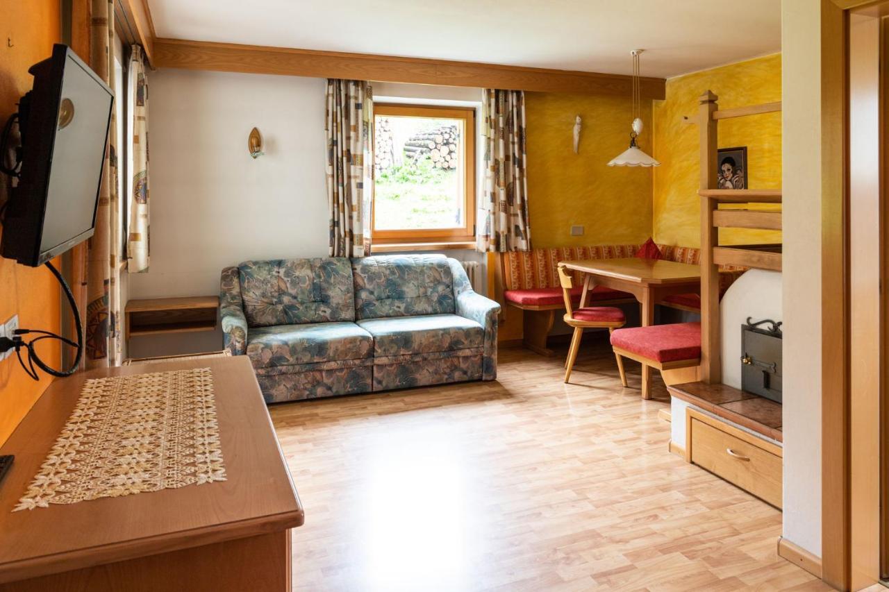 Bed and Breakfast Garni Juri La Villa  Esterno foto